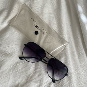 Quay x Desi Perkins Polarized High Key Sunnies